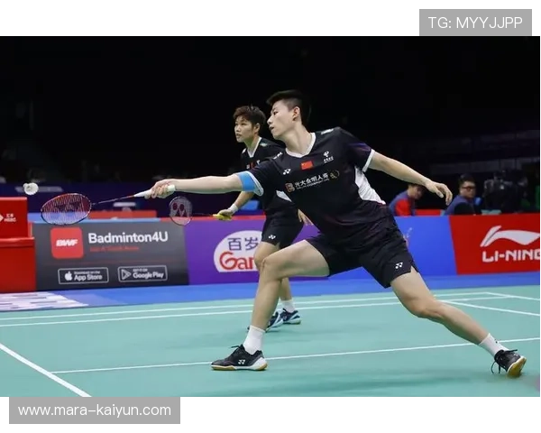 黄东萍小腿拉伤影响混双,女双半决赛坚持出战 黄东萍小腿拉伤影响混双,女双半决赛坚持出战