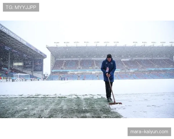 英国气象局发布预警，本周末多场英超赛事可能因恶劣天气受到影响